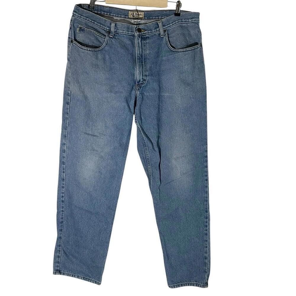 LL Bean  Relaxed Fit Medium Wash Denim Blue Jeans Men's 38x32 100% Cotton